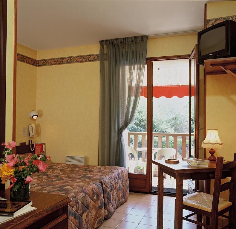 Hotel De La Poste Corps Room photo
